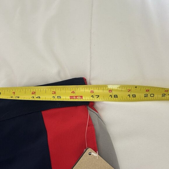 NWT Reebok Swim Trunks Mens Medium Blue Red Pull On Mesh Lining Back Zip Pocket - Picture 6 of 8